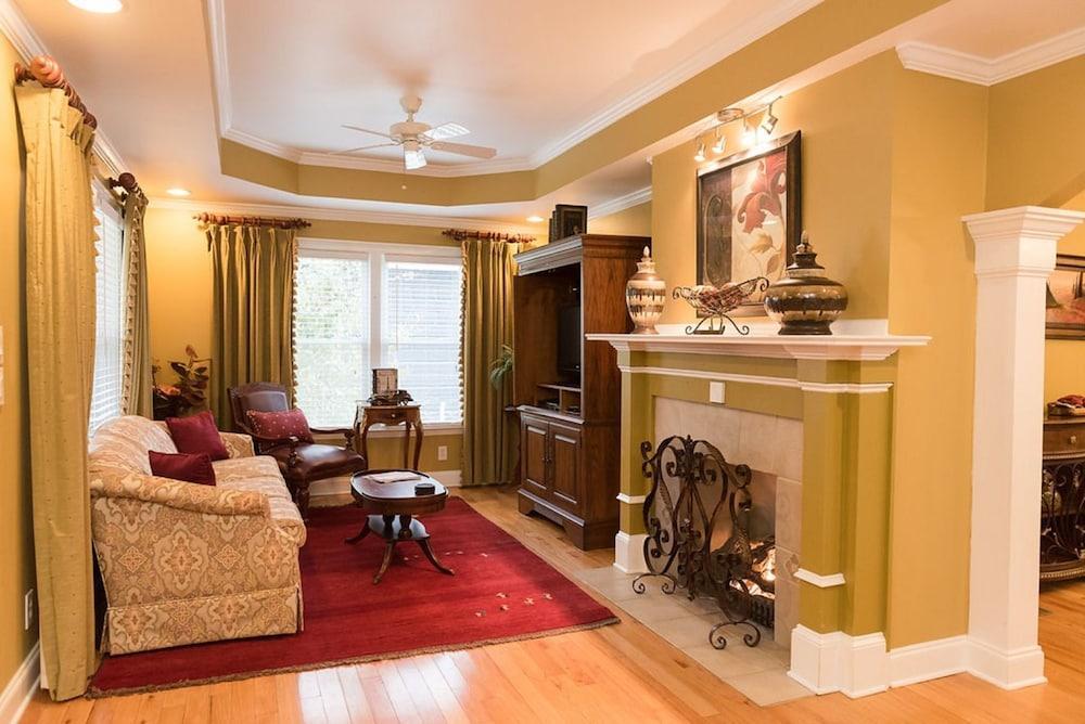 Biltmore Village Inn B&B แอชวิลล์ ภายนอก รูปภาพ